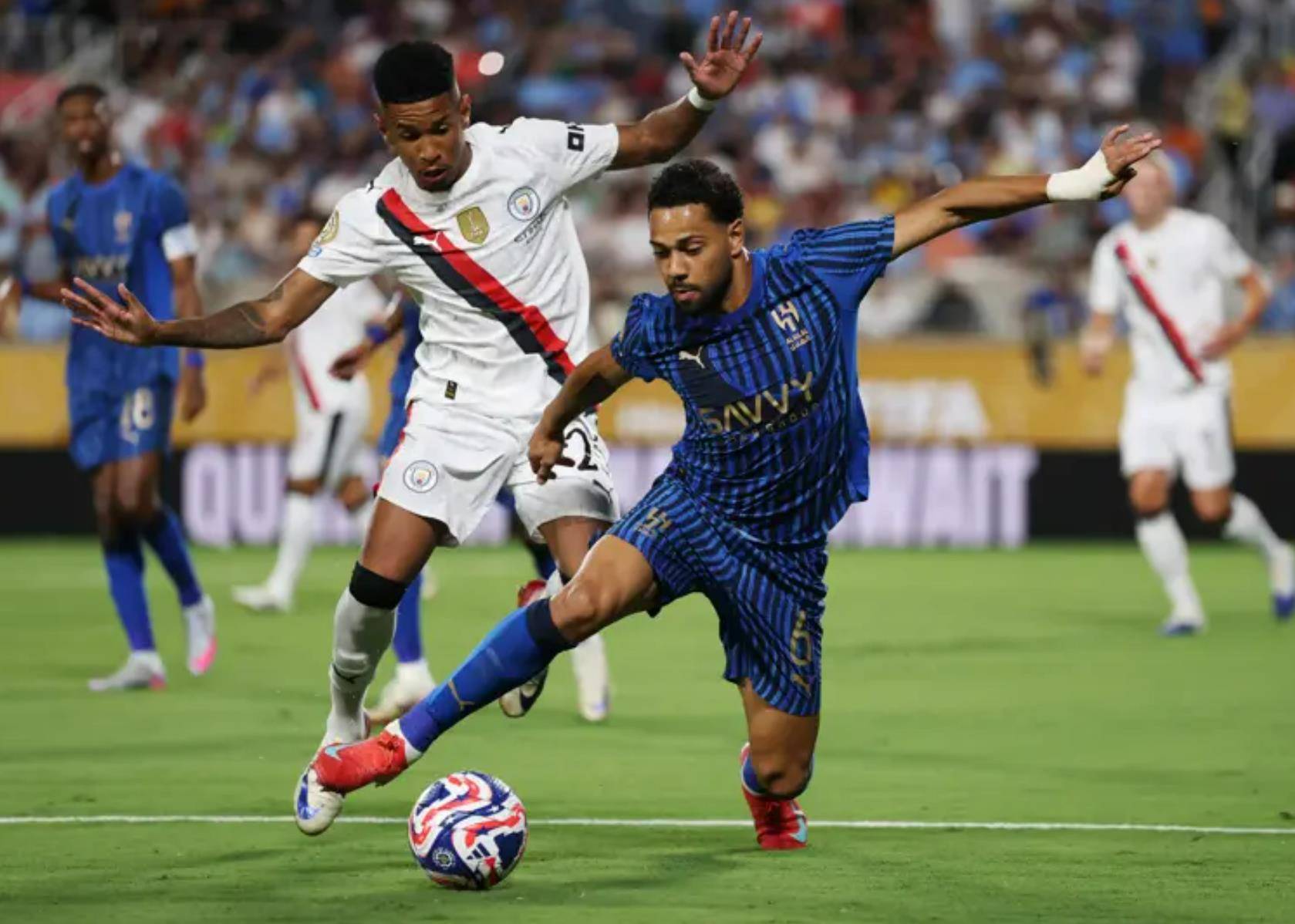 欧文赛后谦逊发言登热搜,波尔图爆冷利雅得新月引发热议(波尔图足球俱乐部)